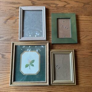 Lot of 4 small picture Frames